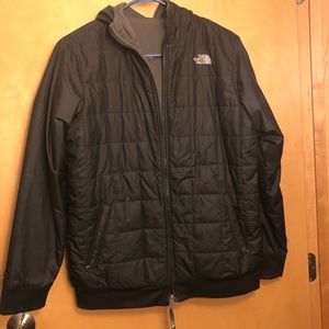 Black REVERSIBLE north face jacket